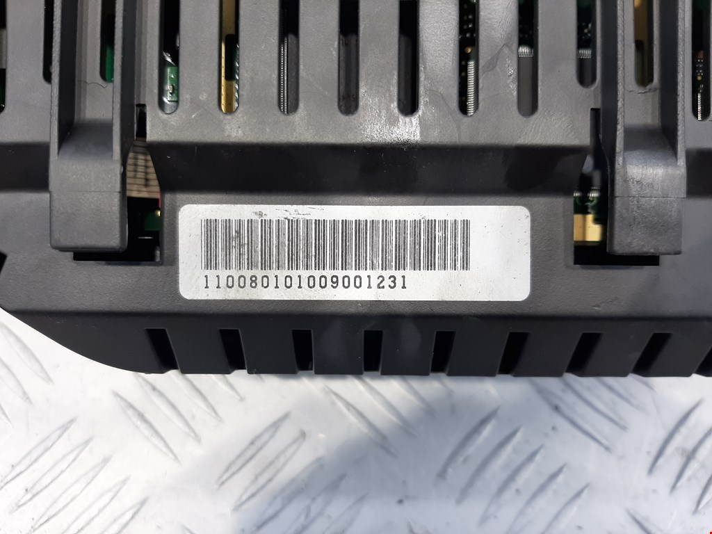 Панель приборов (щиток) AUDI A8 D3 2003-2010