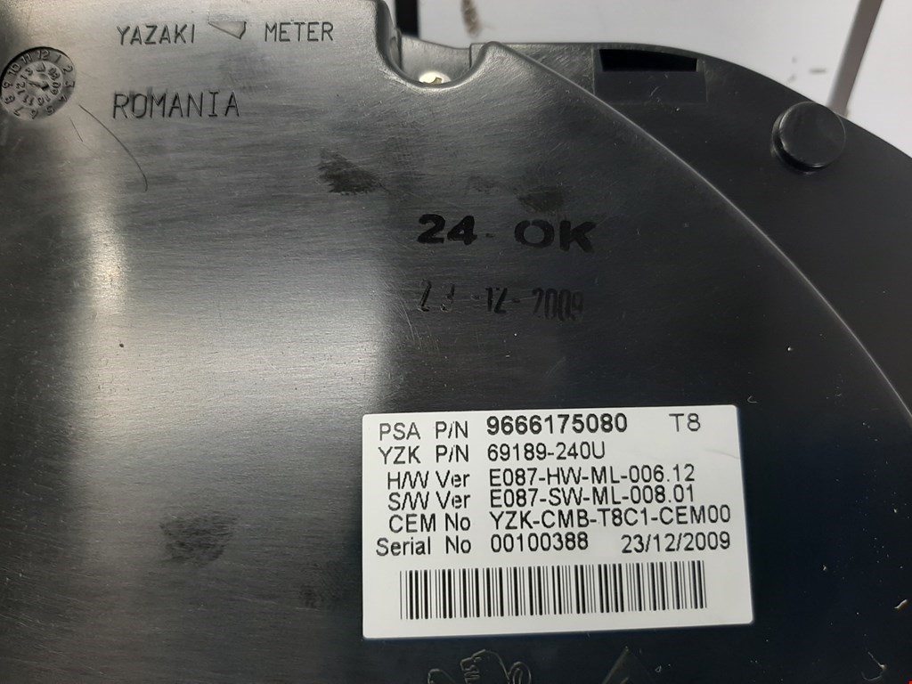 Панель приборов (щиток) PEUGEOT Partner 2008-2018