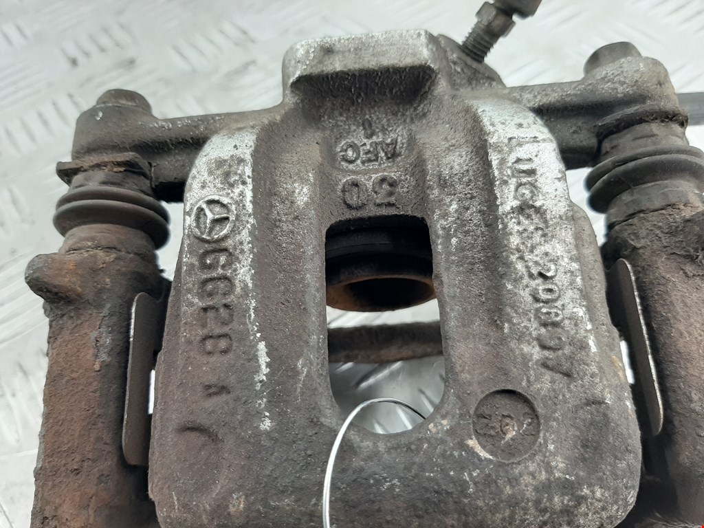 Суппорт передний правый MERCEDES-BENZ Vaneo 2001-2005