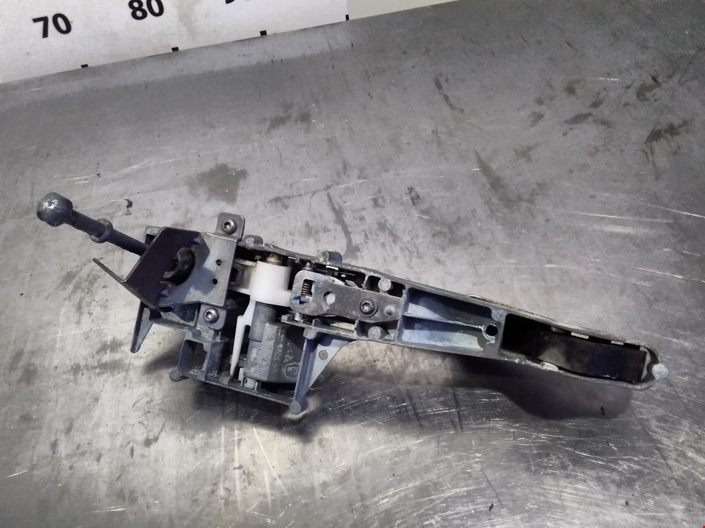 Ручка двери передней наружная правая PEUGEOT 308 2007-2015