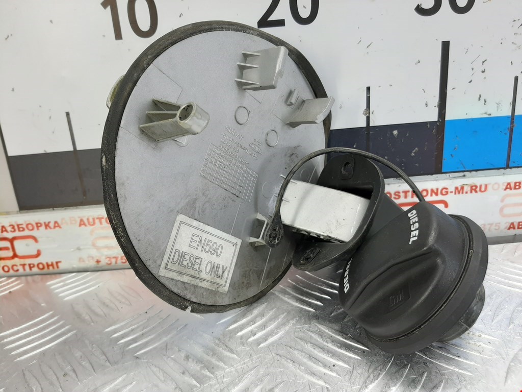 Лючок бензобака CHEVROLET Captiva 2006-2010