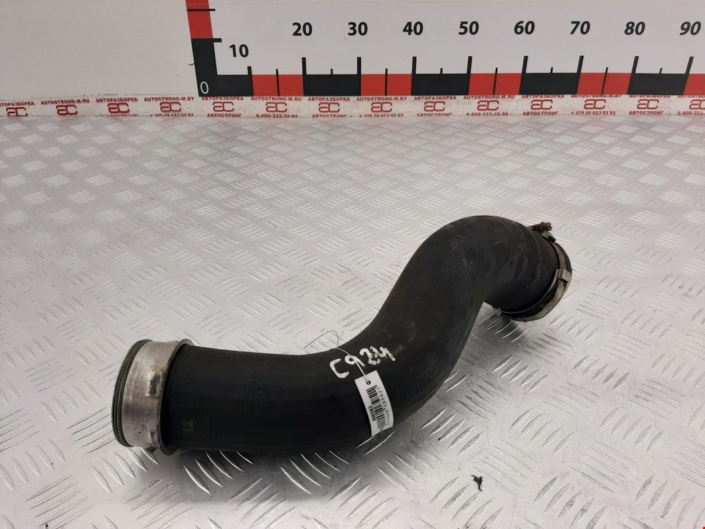 Патрубок интеркулера MERCEDES-BENZ C-Class C-klasse W204 2007-2015