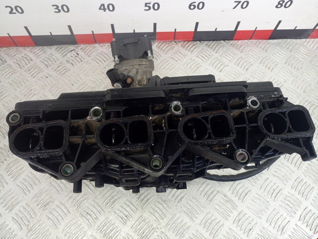 Коллектор впускной MERCEDES-BENZ C-Class C-klasse W204 2007-2015
