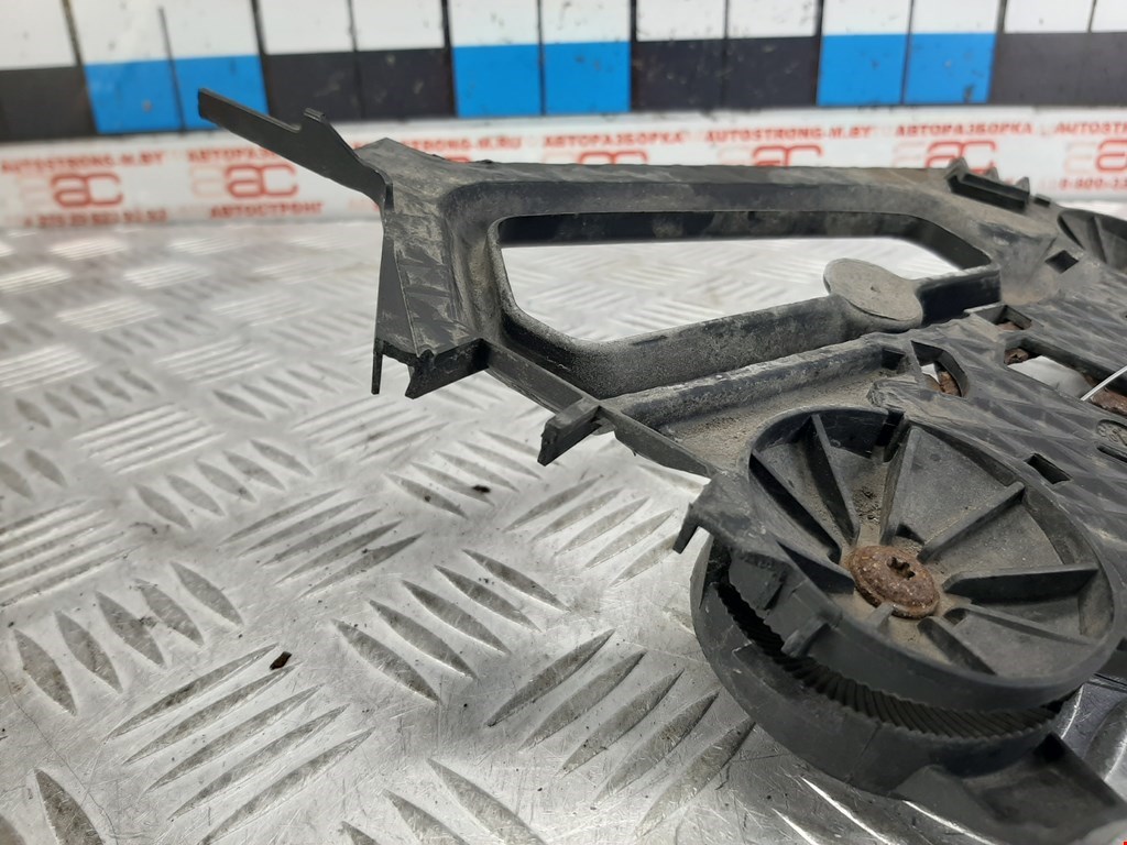 Кронштейн фары правый SKODA Octavia A5 1Z- 2004-2013