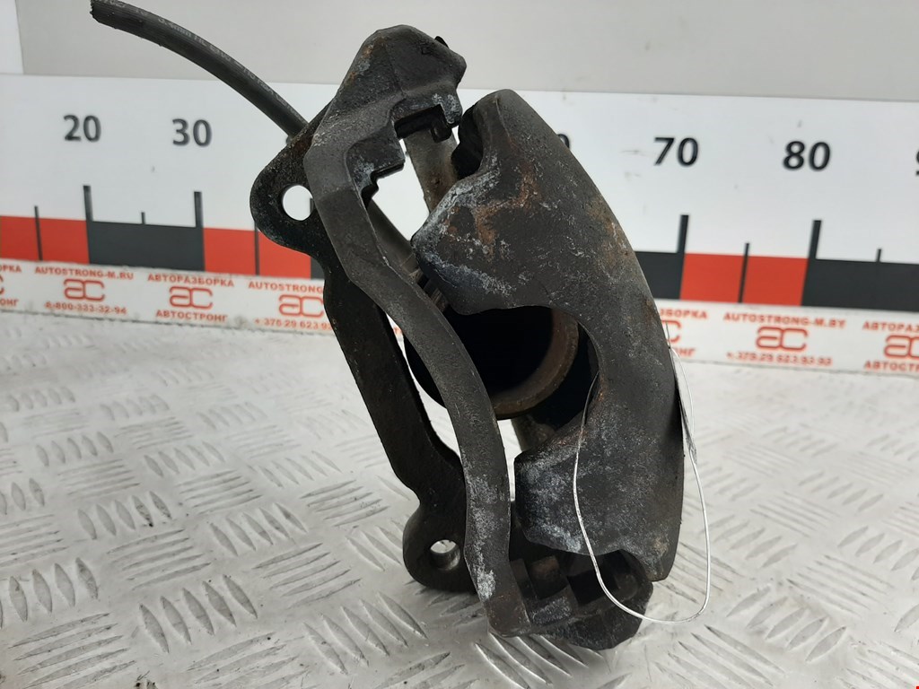 Суппорт передний правый AUDI A3 8V 2012-2020