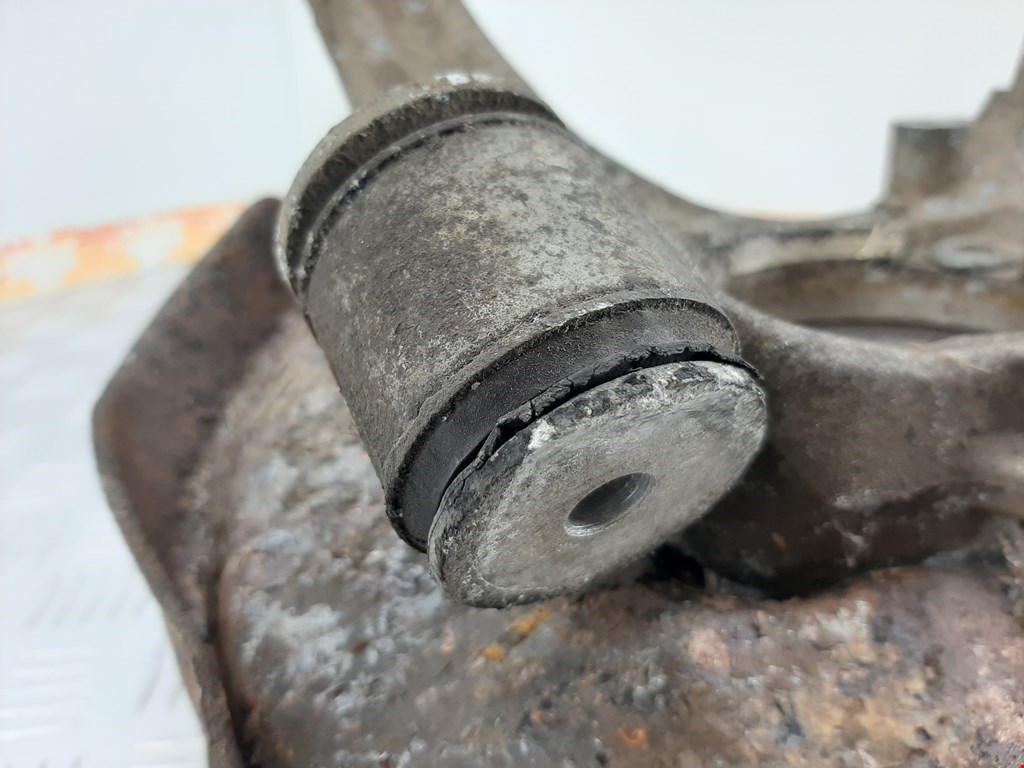 Ступица задняя левая AUDI A8 D3 2003-2010