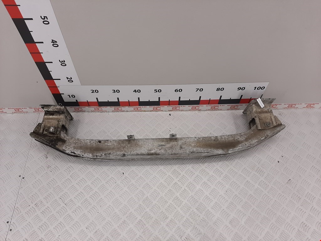 Усилитель переднего бампера (передний) AUDI A8 D3 2003-2010