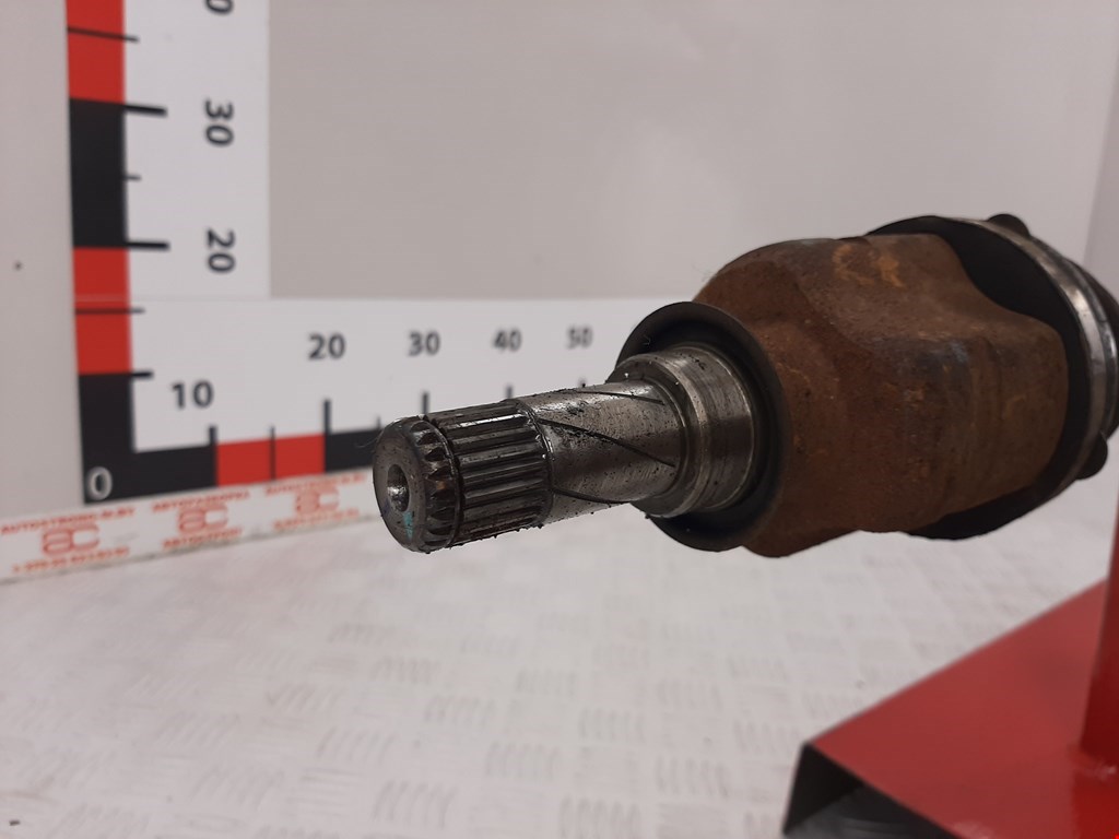 Полуось (привод, приводной вал) передняя правая OPEL Meriva B 2010-2018