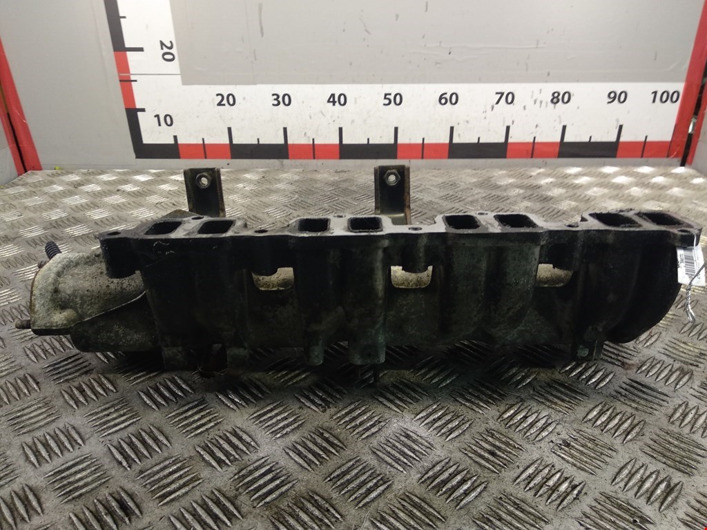 Коллектор впускной KIA Carnival I 1999-2005