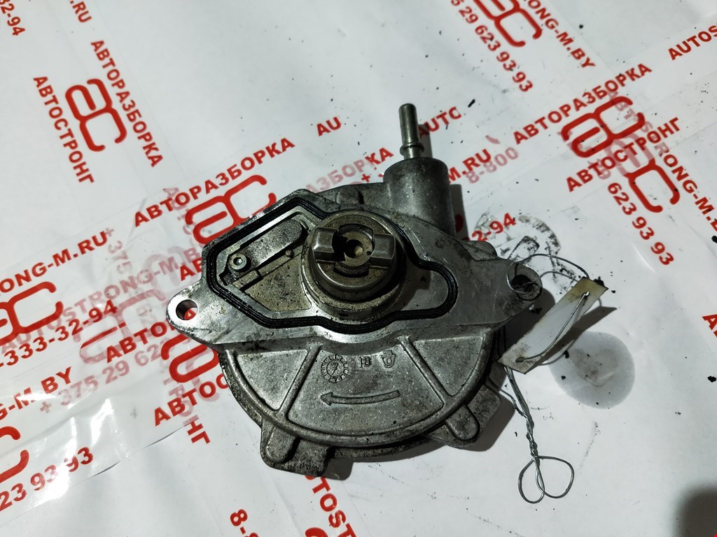 Насос вакуумный Mercedes B-Class (W245) (2005-2011)