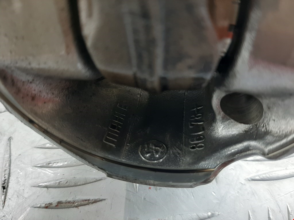 Поршень с шатуном TOYOTA Avensis 2003-2008