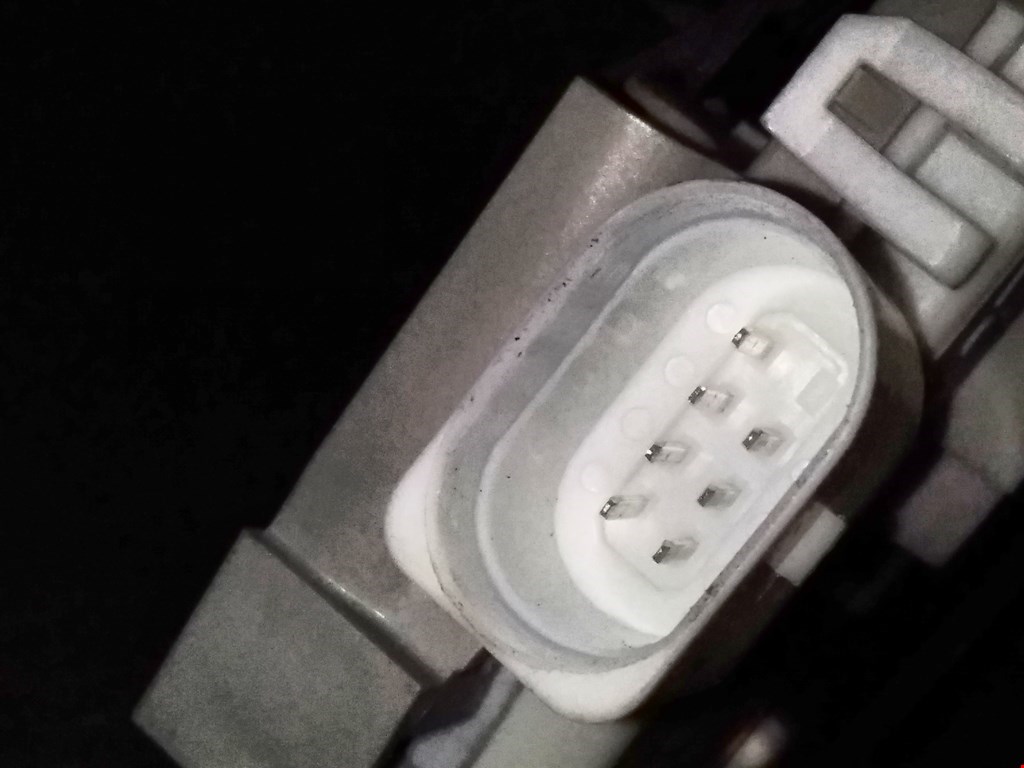 Замок двери передней правой AUDI A3 8V 2012-2020