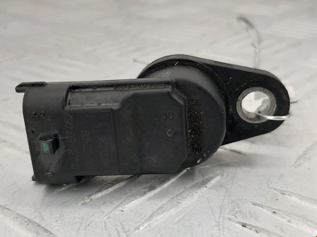 Датчик положения распредвала VOLVO V70 II 2000-2007