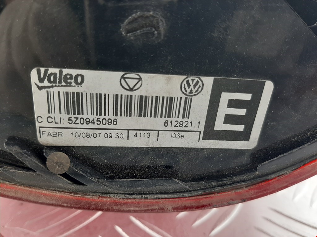 Фонарь задний левый VOLKSWAGEN Fox 2005-2011