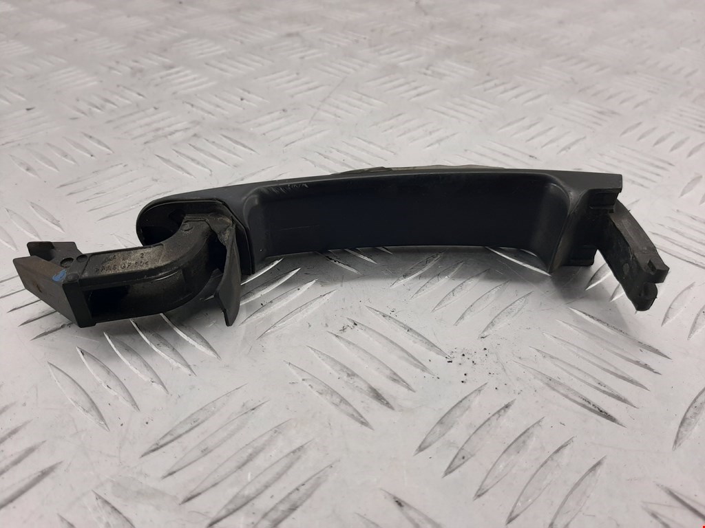 Ручка двери передней наружная правая VOLKSWAGEN Fox 2005-2011