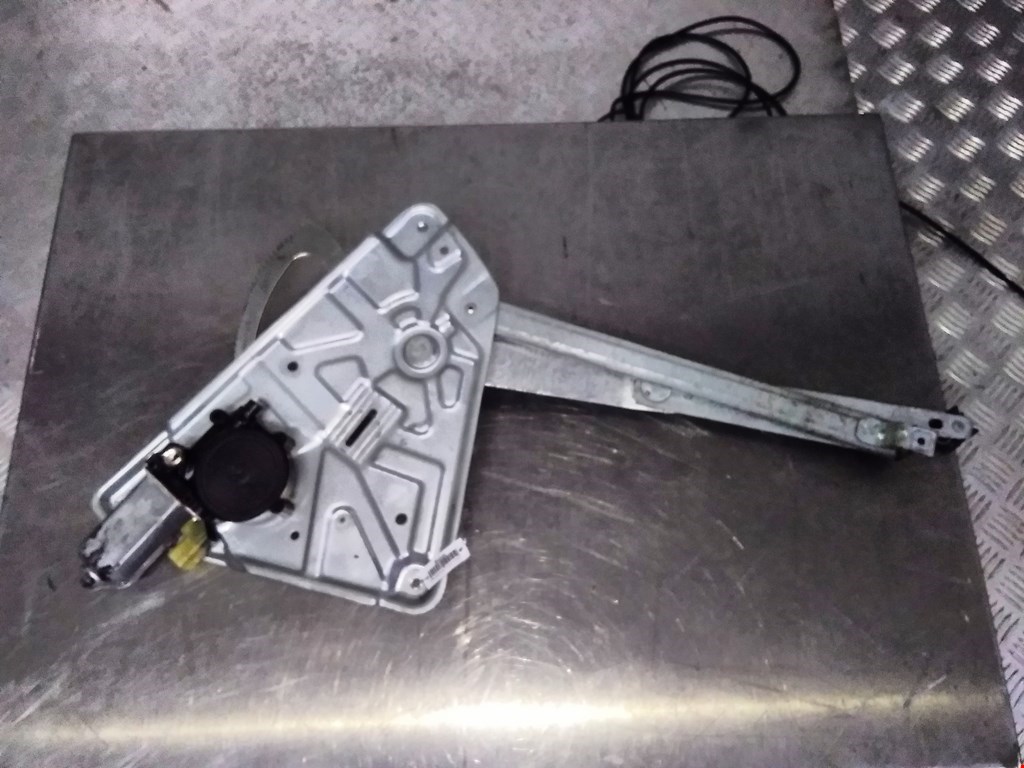 Стеклоподъемник передний правый LAND ROVER Range Rover 1994-2002