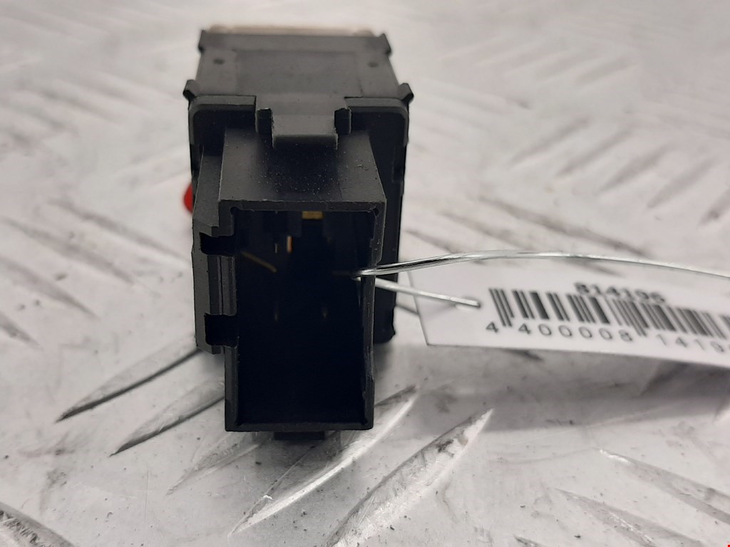 Кнопка аварийной сигнализации (аварийки) SKODA Fabia MK1 1999-2006