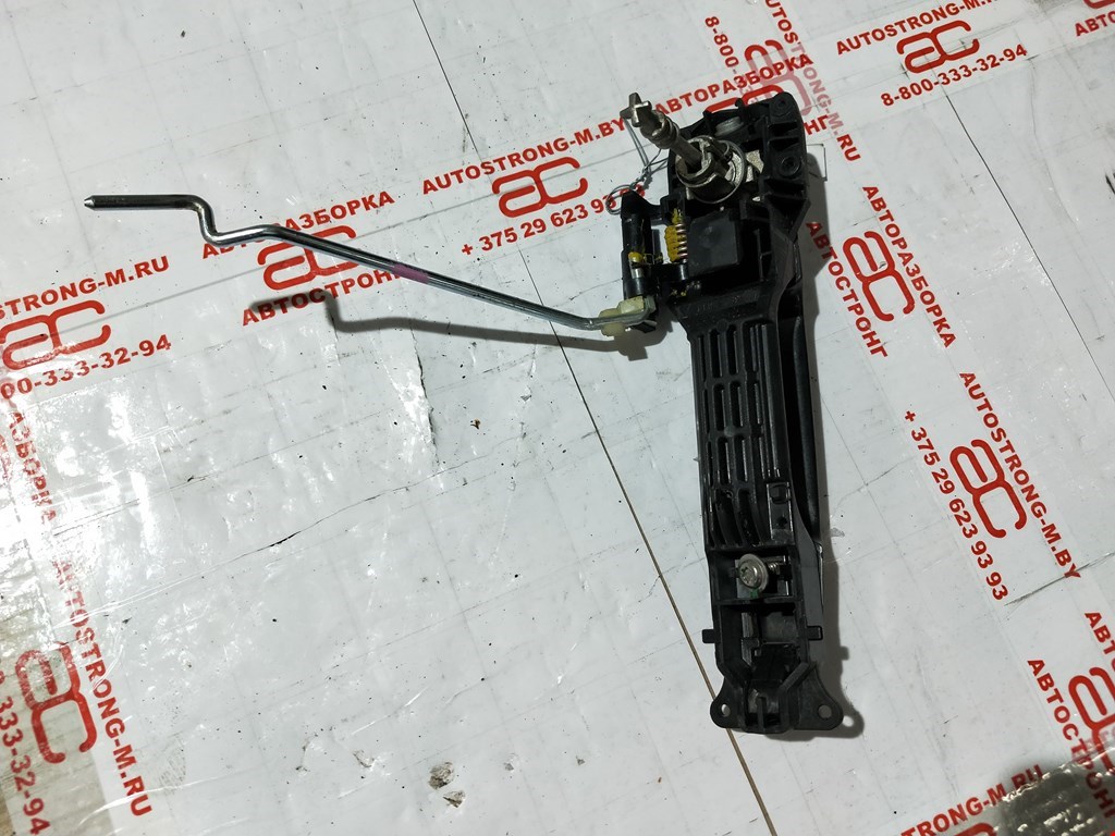 Ручка двери передней наружная правая TOYOTA Yaris II XP50 2005-2011