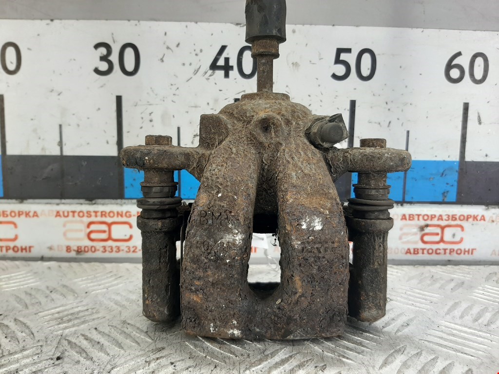 Суппорт задний левый BMW 1er E81\E87 2004-2011