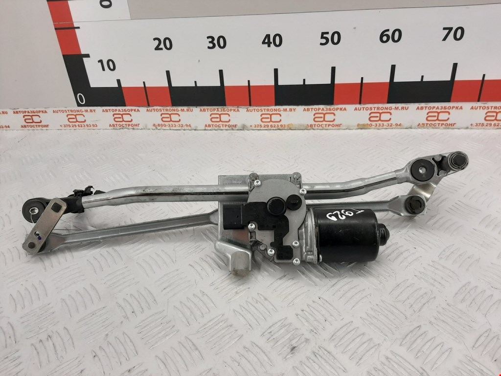 Моторчик стеклоочистителя передний BMW 1er E81\E87 2004-2011