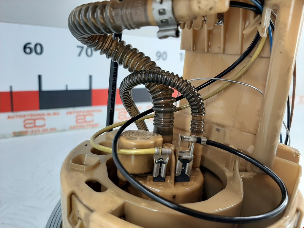 Насос топливный (электрический) VOLKSWAGEN Jetta V 2005-2011