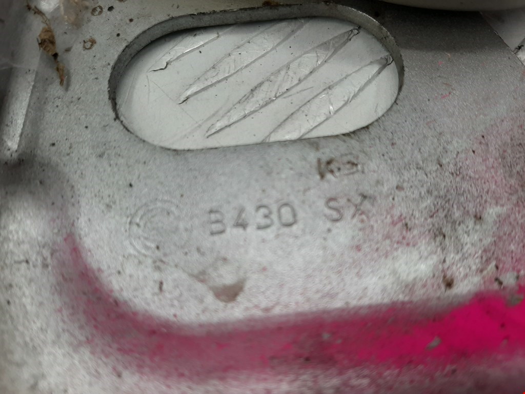 Петля капота левая/правая FIAT Croma 2005-2010