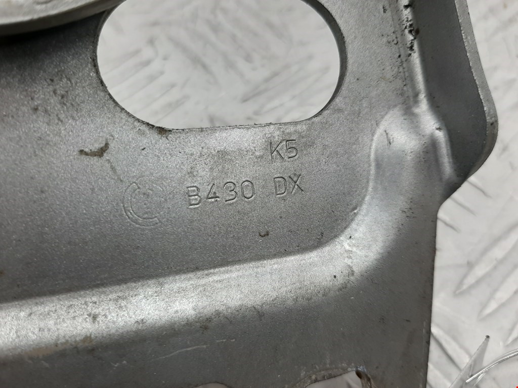 Петля капота левая/правая FIAT Croma 2005-2010