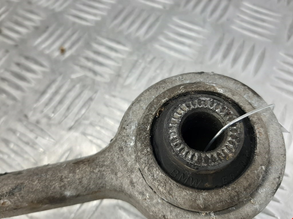 Рычаг передний левый BMW 1er E81\E87 2004-2011