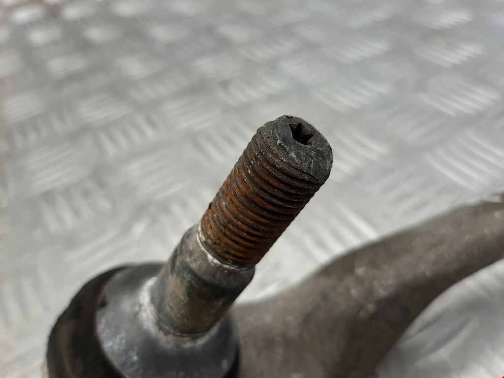 Рычаг передний левый BMW 1er E81\E87 2004-2011