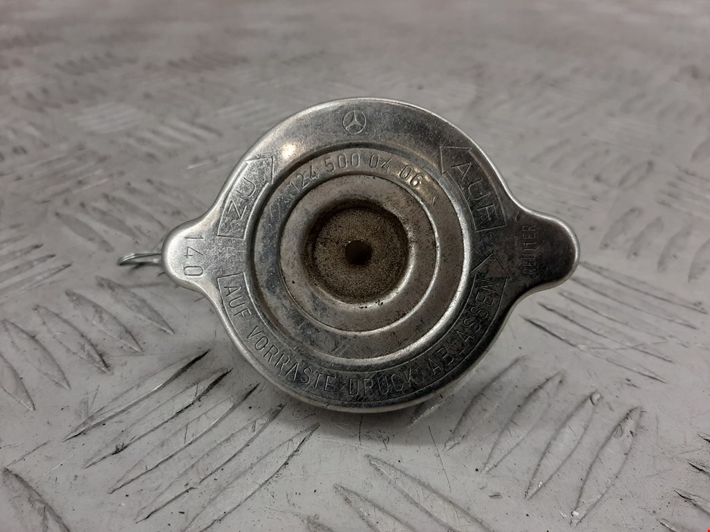 Крышка расширительного бачка MERCEDES-BENZ CLK-Class W208 1997-2002