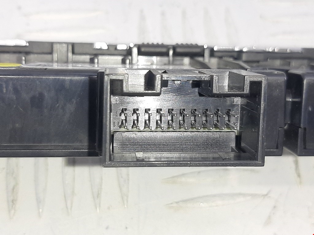 Кнопка аварийной сигнализации (аварийки) AUDI A3 8V 2012-2020