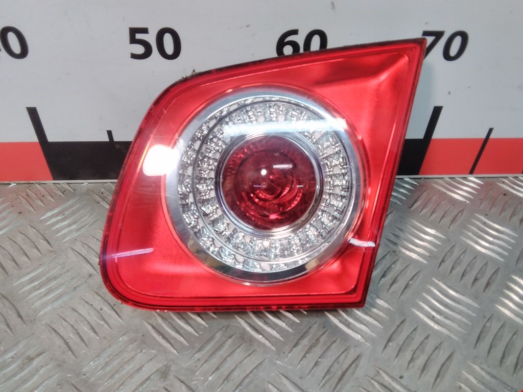 Фонарь задний внутренний правый VOLKSWAGEN Jetta V 2005-2011