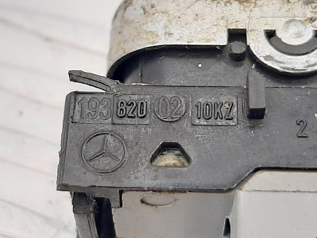 Кнопка стеклоподъемника CHRYSLER Crossfire 2003-2007