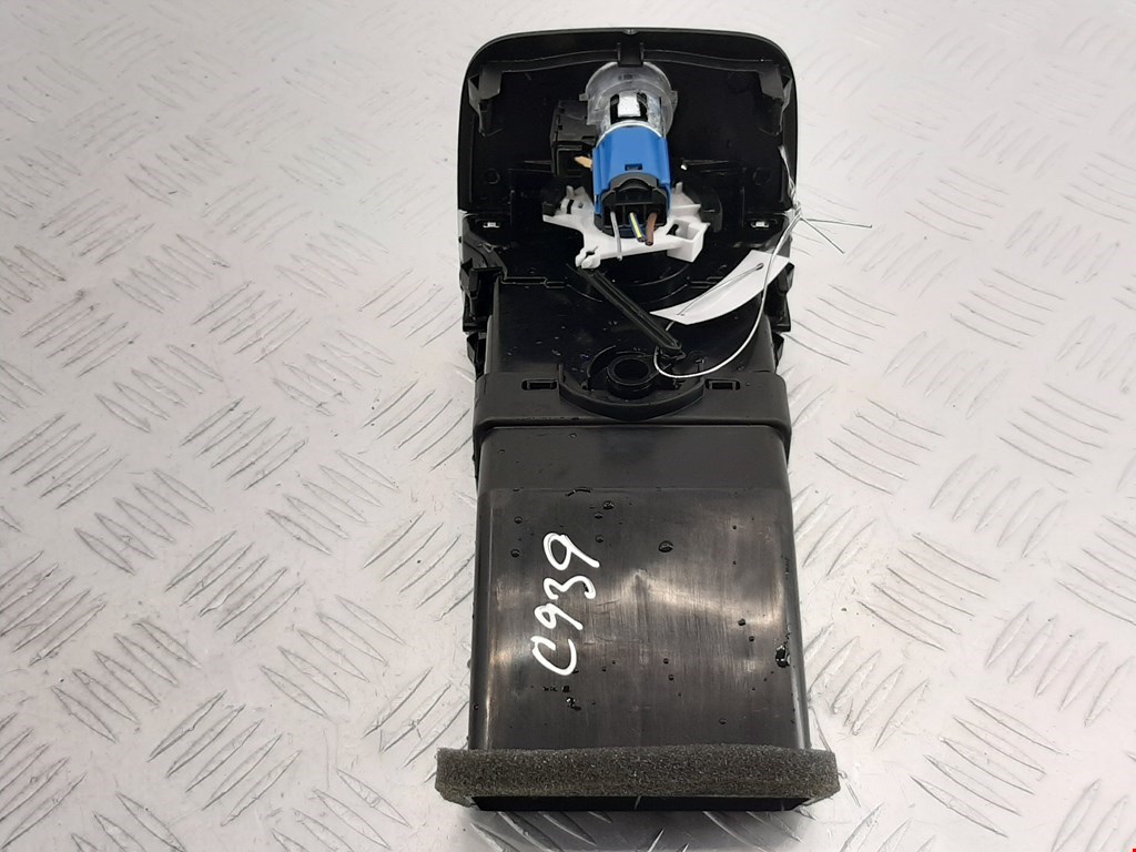 Дефлектор воздушный AUDI A3 8V 2012-2020