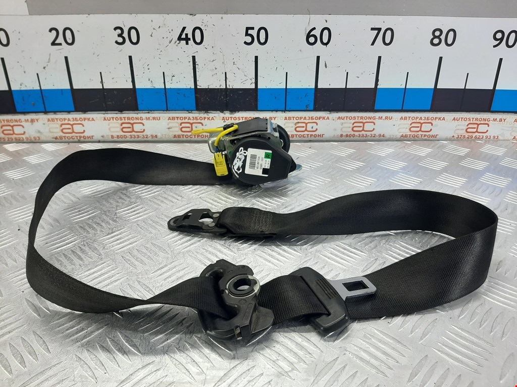 Ремень безопасности передний правый Volkswagen Touareg 1 (2002-2010)
