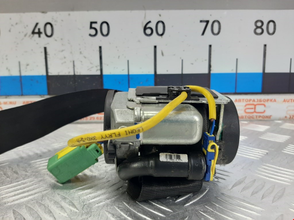 Ремень безопасности передний правый VOLKSWAGEN Touareg 2002-2010