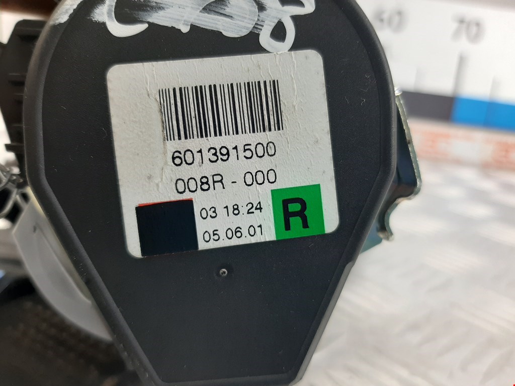 Ремень безопасности передний правый VOLKSWAGEN Touareg 2002-2010