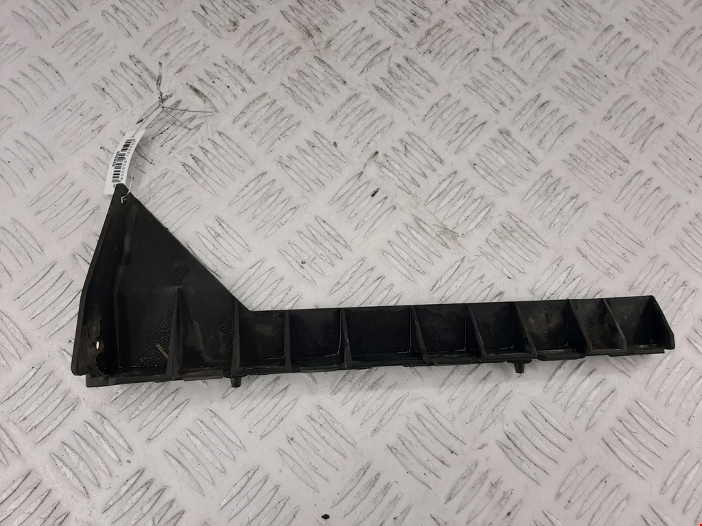 Кронштейн заднего бампера левый правый AUDI A8 D3 2003-2010