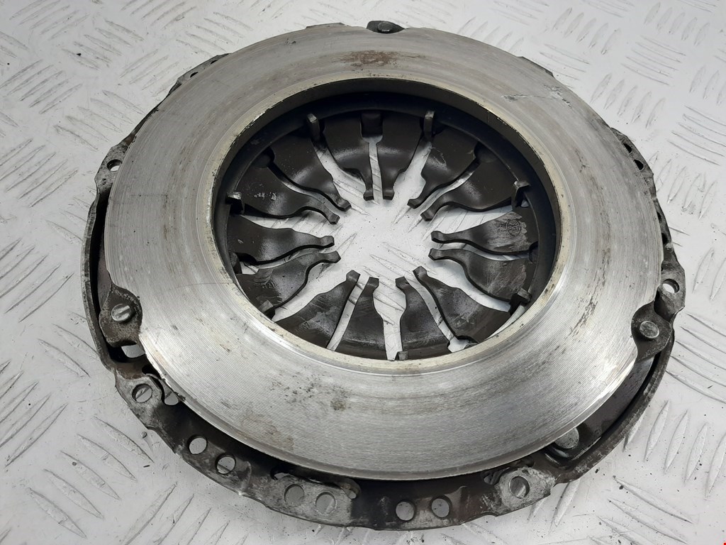 Корзина сцепления RENAULT Megane II 2002-2009