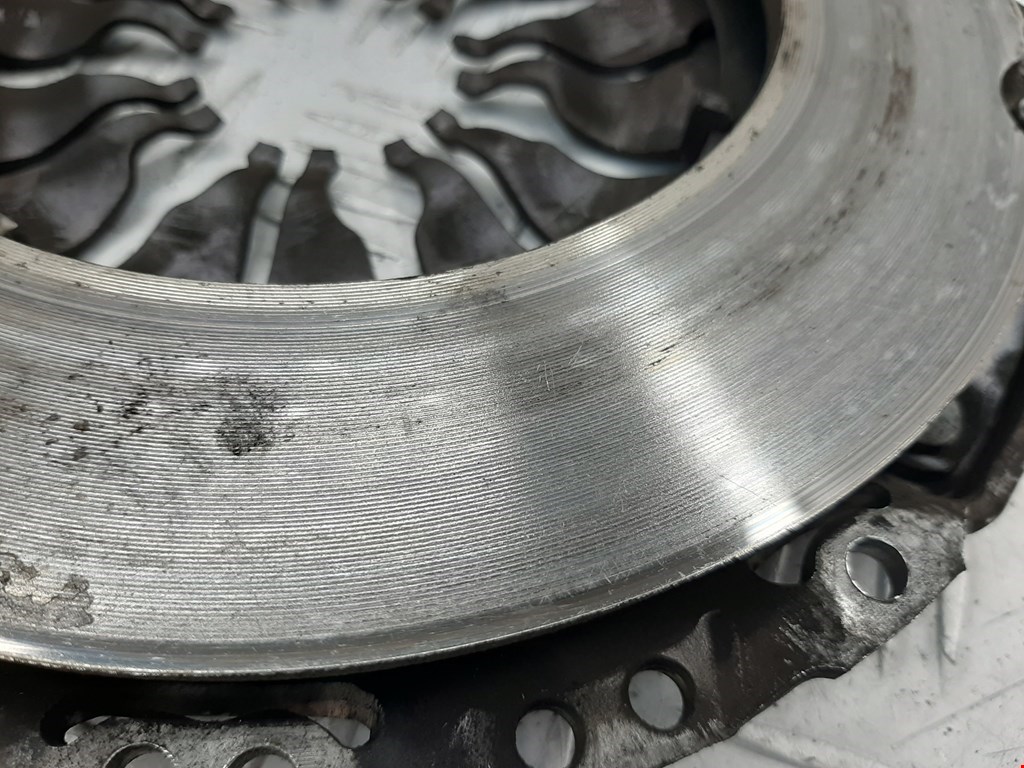 Корзина сцепления RENAULT Megane II 2002-2009