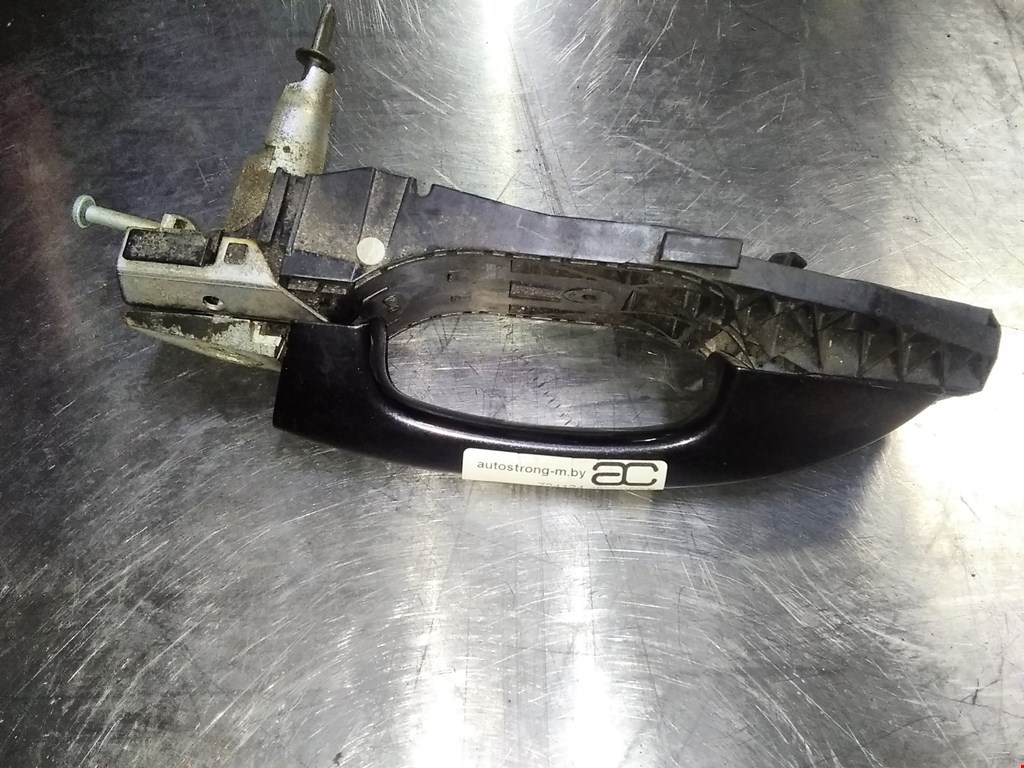 Ручка двери передней наружная правая SKODA Superb 2008-2015