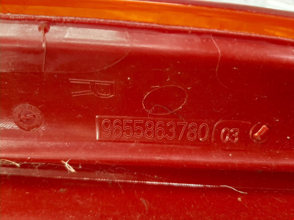 Фонарь задний правый CITROEN C4 I 2004-2014