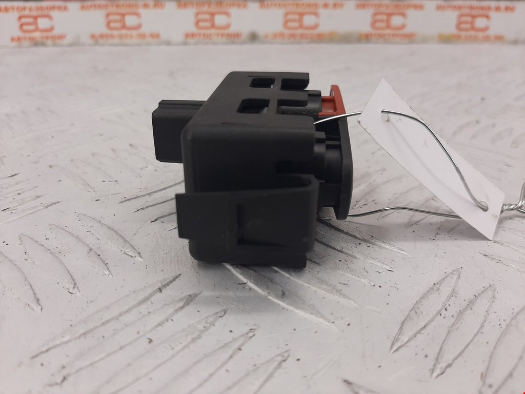 Кнопка аварийной сигнализации (аварийки) RENAULT Megane III 2009-2016
