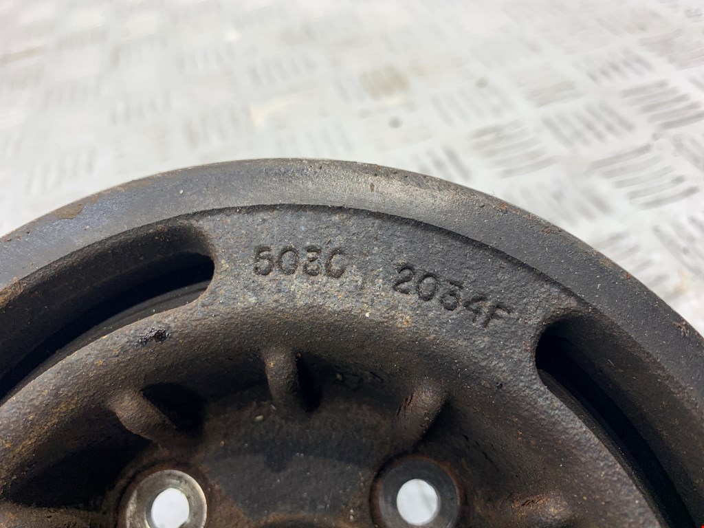 Шестерня коленвала (шкив) CHRYSLER Voyager IV RG 2001-2007