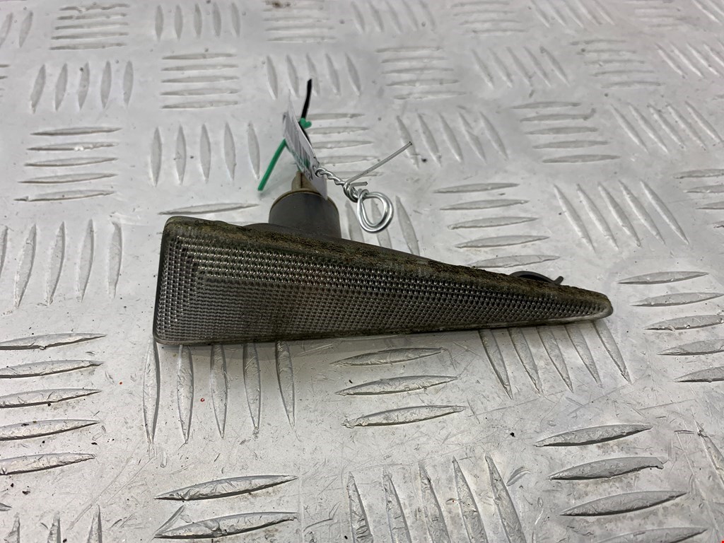 Повторитель на крыло RENAULT Espace 2003-2014