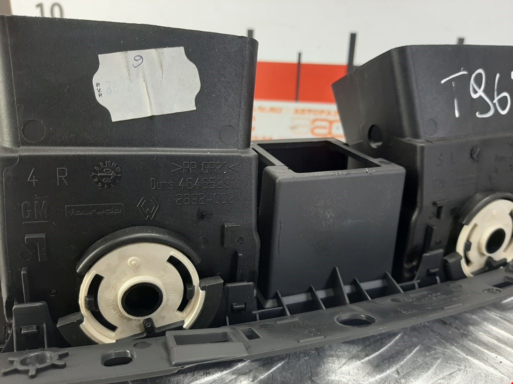 Дефлектор воздушный OPEL Meriva A 2003-2010