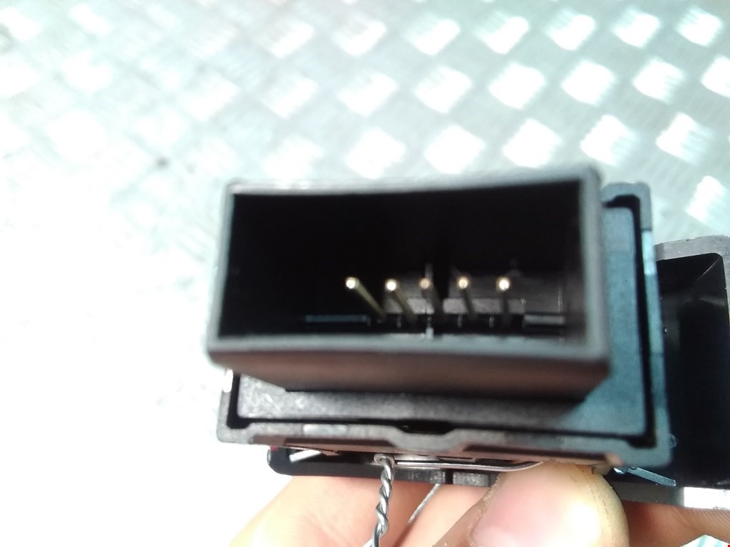 Кнопка аварийной сигнализации (аварийки) OPEL Corsa C 2000-2006