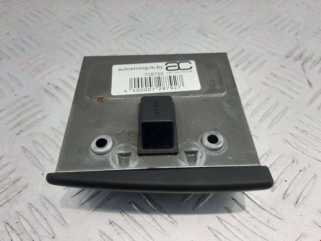 Пепельница передняя MITSUBISHI Carisma 1995-1999