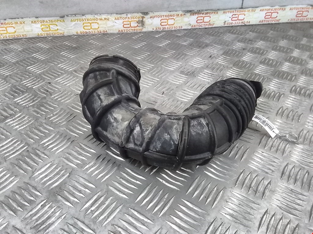 Патрубок воздушного фильтра FORD Fiesta 2001-2008