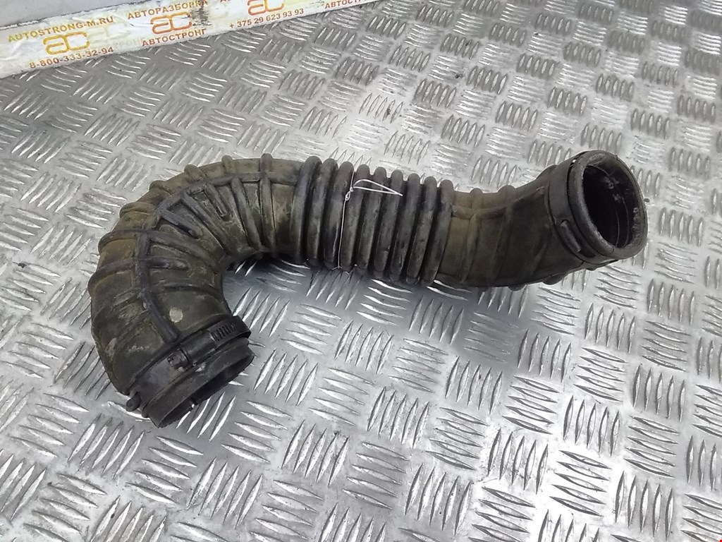 Патрубок воздушного фильтра CHRYSLER Voyager III GS 1995-2000